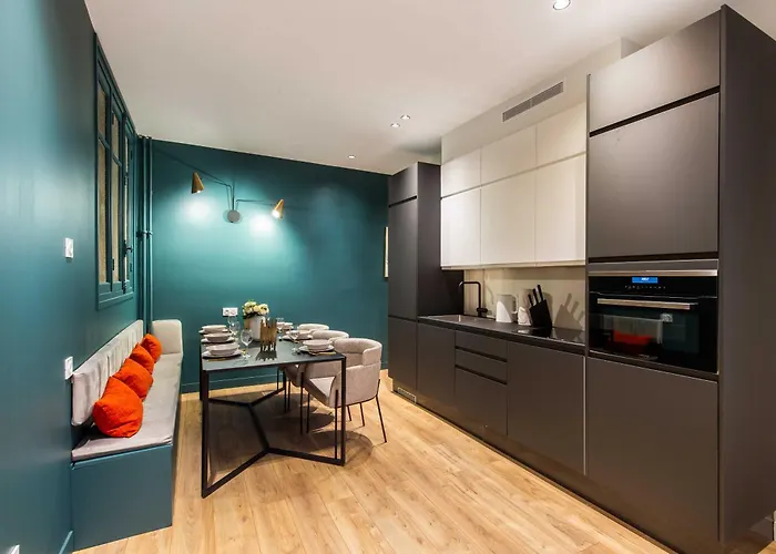 Petite 4 - Bastille-gare De Lyon - 6p *